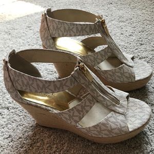 Micheal Kors wedges